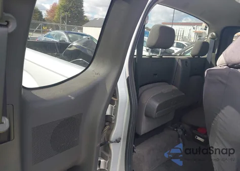 2010 Nissan Frontier Xe z USA, uszkodzony, nr VIN 1N6BD0CT6AC431037